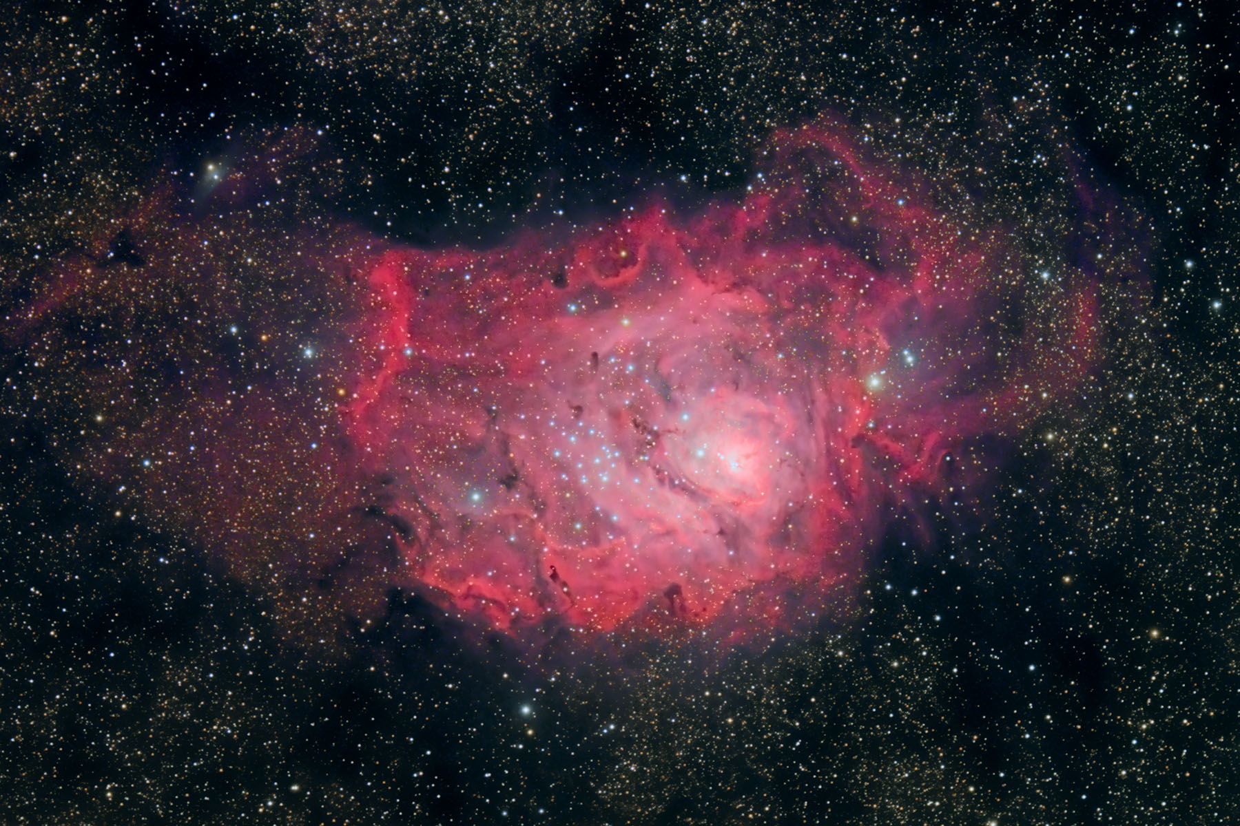 M8 Lagoon Nebula ../CCD/m8.jpg